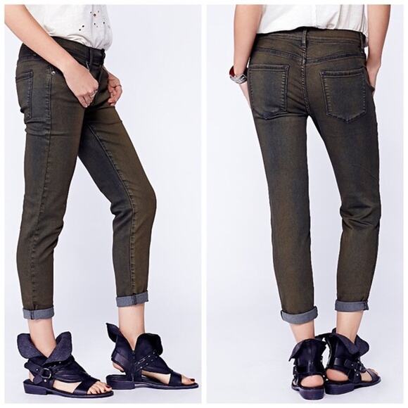 Free People Rolled Crop Mid Rise Skinny Jeans in Maris - Picture 4 of 11